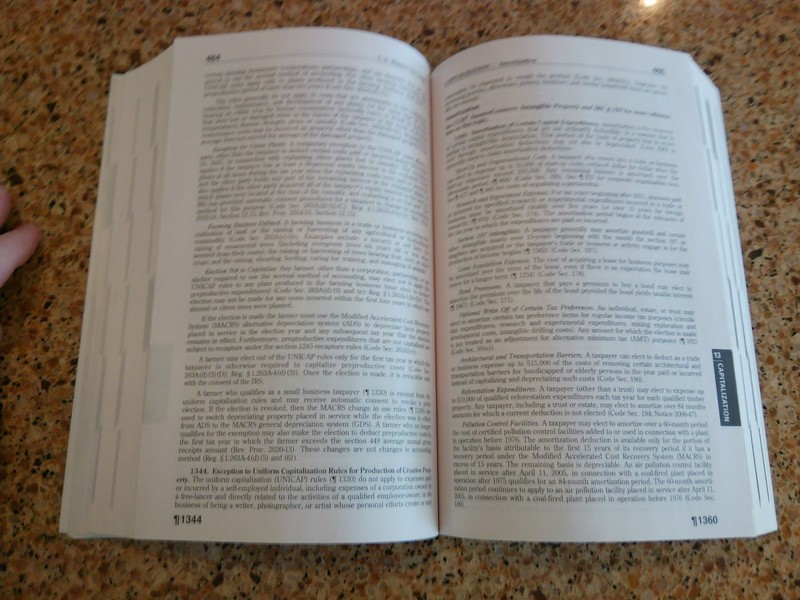 2025 Wolters Kluwer US Master Tax Guide ALMOST PERFECT - use w/ 2024 Returns gallery