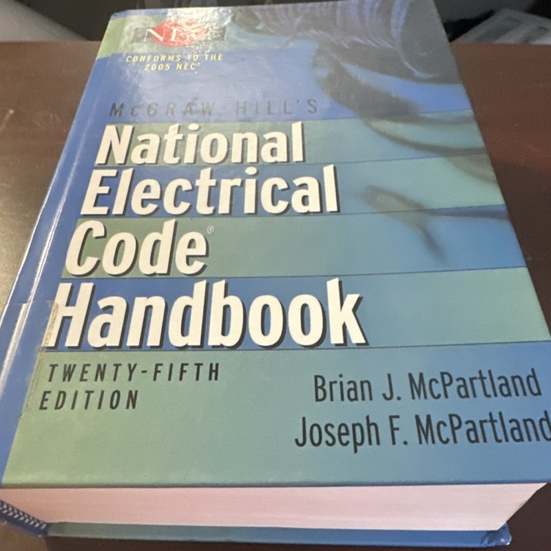 McGraw-Hill National Electrical Code Handbook McPartland Hardcover 2005 25th Ed